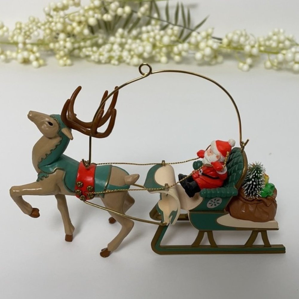 VINTAGE 1985 Special Edition Ornament Hallmark “The Spirit of Santa Claus”